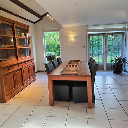 Spacious Near With Sauna, Cleaning Included * Garderen
