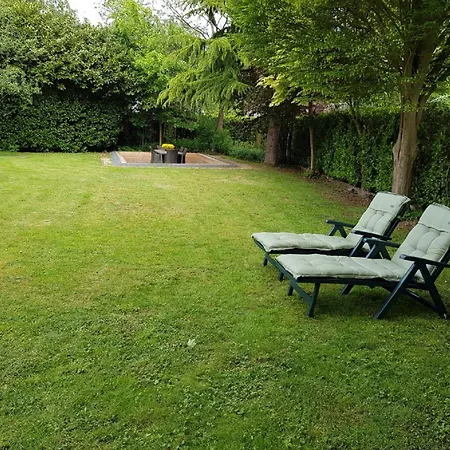 Feriehus Spacious Near With Sauna, Cleaning Included Garderen